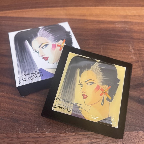 MAC Antonio Lopez Cosmetic Mirror in Black New in Box - Picture 4 of 4